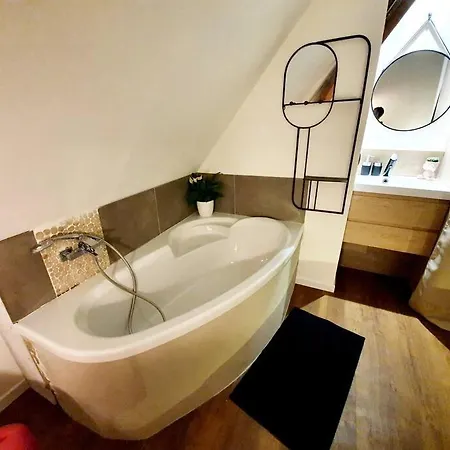 Apartmán La Tour Du Bois Fleuri